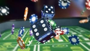 Pengguna Indonesia membaca funbola88 di ponsel